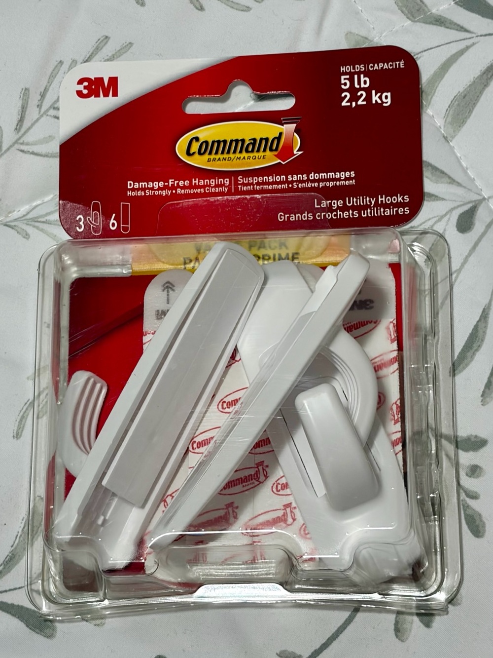 Command Damage Free Hanging Hooks White Large Hold Up To 5lbs Brand New Package